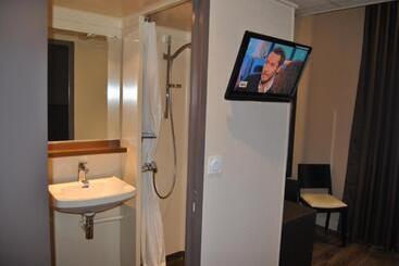 هتل Hôtel Cap Vert En Aveyron