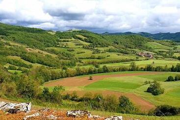 هتل Hôtel Cap Vert En Aveyron