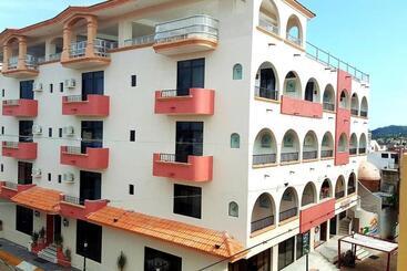 The Alondra - Manzanillo