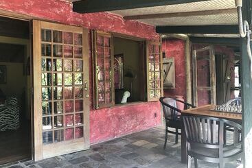 هتل Lakaz Chamarel Exclusive Lodge