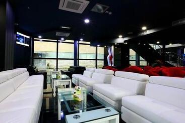 هتل Partner & Spa