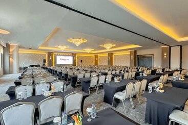 هتل Ramada By Wyndham Tekirdağ