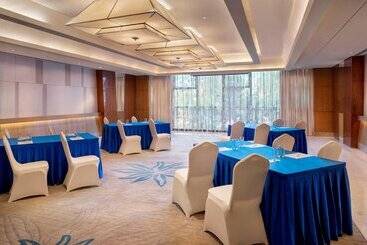 هتل Sheraton Changchun Jingyuetan