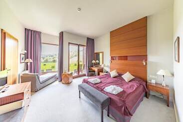 هتل Spa Dr Irena Eris Krynica Zdrój