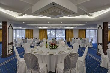 هتل The Heron By Sarovar Portico India