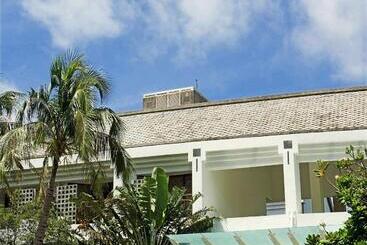 هتل Yoho Beach Resort Kenting