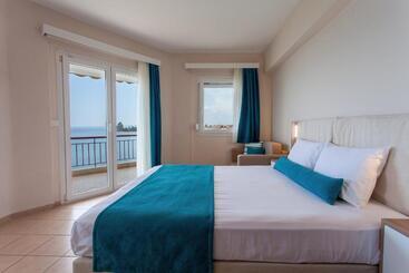 Апартаменты Maistrali Beach Studios