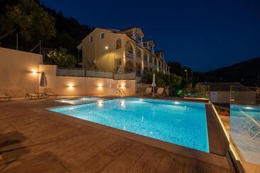 Mazis Apartments - Agios Gordios