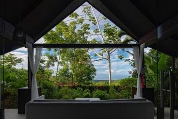 Oxygen Jungle Villas & Spa