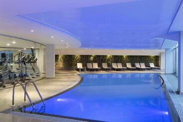 Ramada Hotel & Suites By Wyndham Izmir Kemalpasa