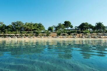 Trikorfo Beach