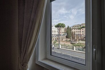 تختخواب و صبحانه Little Queen Suite