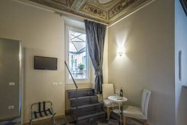 تختخواب و صبحانه Little Queen Suite
