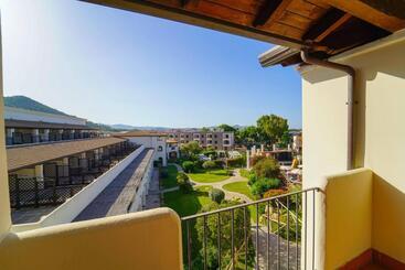 Cala Della Torre Resort