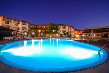 Cala Della Torre Resort