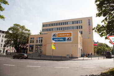 Отель a&o Aachen Hauptbahnhof