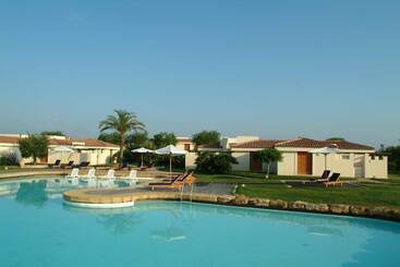 هتل Argonauti Greenblu Resort