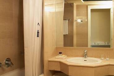 هتل Argonauti Greenblu Resort