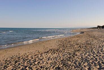 هتل Argonauti Greenblu Resort