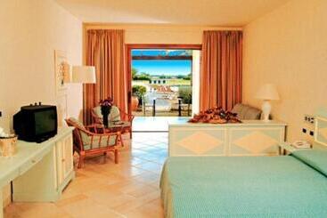 هتل Argonauti Greenblu Resort