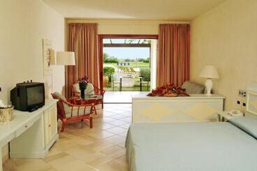 هتل Argonauti Greenblu Resort