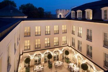 Auberge Du Jeu De Paume - Chantilly
