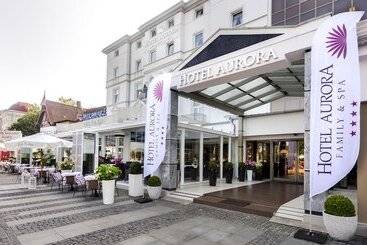 هتل Aurora Family & Spa