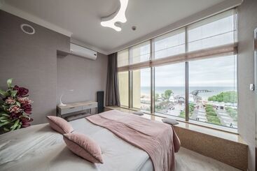 هتل Aurora Family & Spa