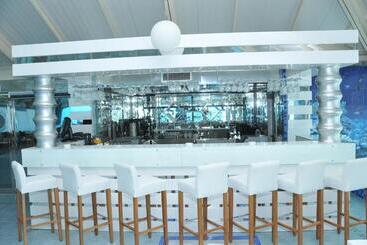 هتل Aysberq Resort