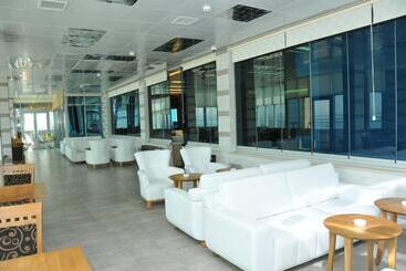 هتل Aysberq Resort