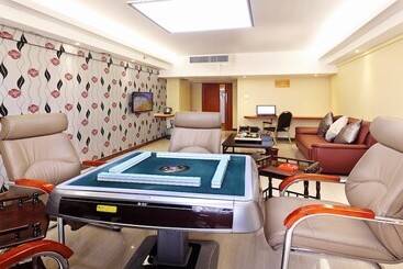 Clayton Hotel Near Pazhou Exhibition Center