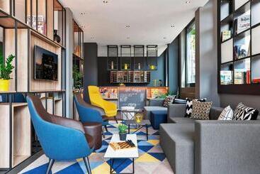 هتل Courtyard By Marriott Zurich North