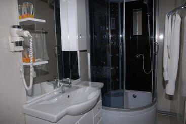 هتل Diana Luxe