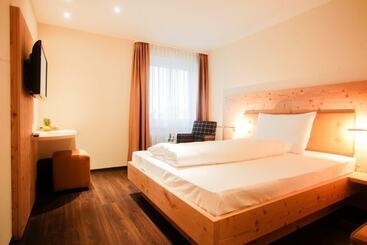 هتل Gasthaus Zur Waldegg; Bw Signature Collection
