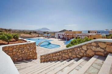 هتل Golden Sun Apartments