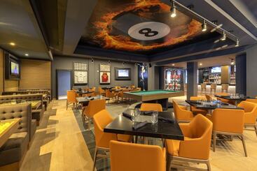 هتل Hideaway At Royalton Blue Waters, An Autograph Collection All Inclusive Resort   Adults Only