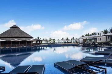 هتل Hideaway At Royalton Blue Waters, An Autograph Collection All Inclusive Resort   Adults Only