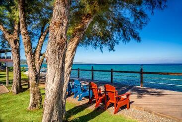 هتل Jewel Paradise Cove Adult Beach Resort & Spa