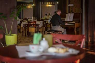 هتل Kryształ Conference & Spa