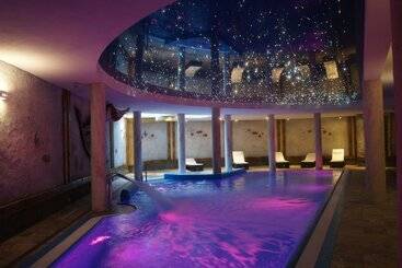 هتل Kryształ Conference & Spa