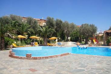 هتل Limnionas Bay Village