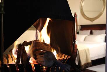 Lombardy Boutique Hotel & Conference Centre