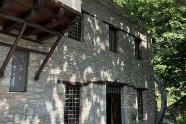 هتل Palio Eleotrivio Guesthouse