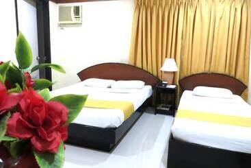 هتل Paragon Suites