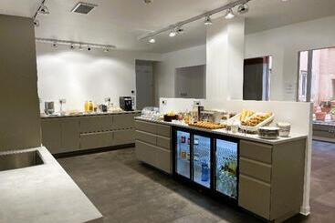 هتل Hôtel Pb Paris Barcelone