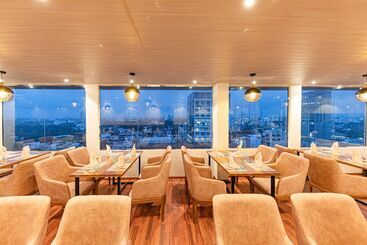 هتل Pearl Grand By Rathna