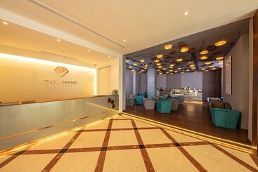 هتل Pearl Grand By Rathna