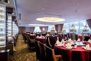 ホテル Renaissance Johor Bahru