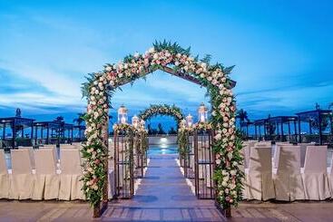 ホテル Renaissance Johor Bahru