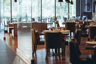 ホテル Renaissance Johor Bahru